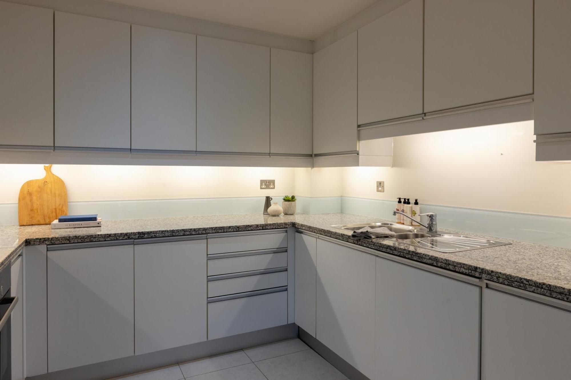 Native Marylebone Lane Apartment London Luaran gambar